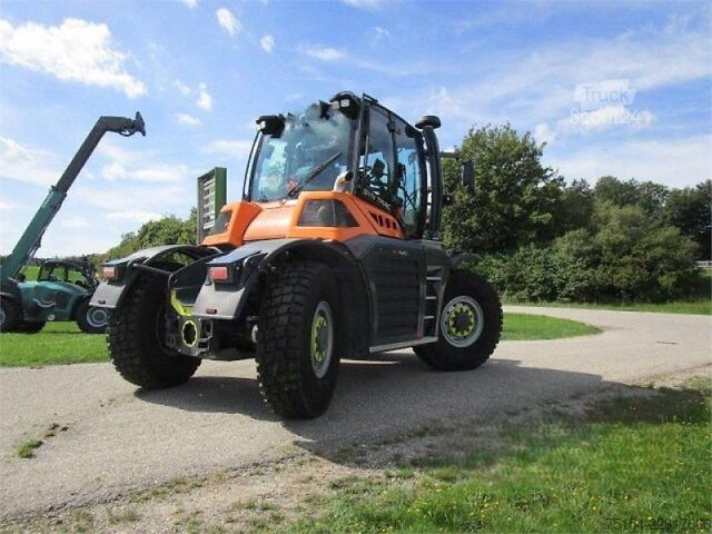 Traktör  SYN TRAC ST420
