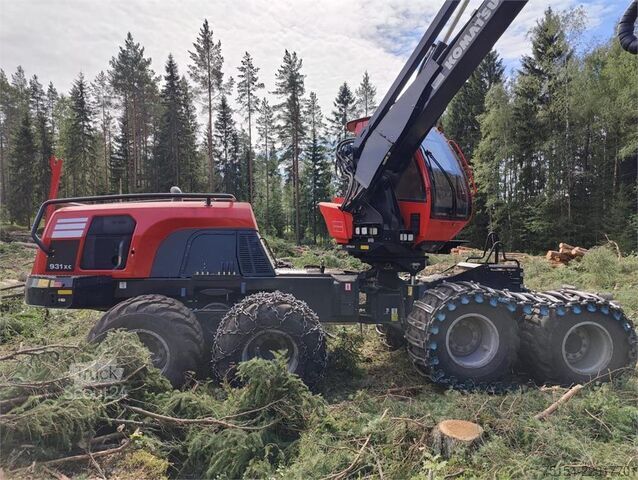 Biçerdöver Komatsu 931 XC