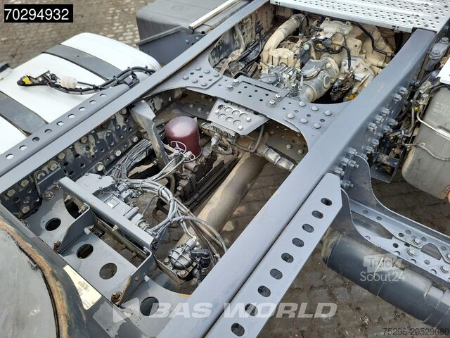 Standaard trekker Mercedes Arocs 2046 4X2 Retarder Standklima Big-Axle Euro 6