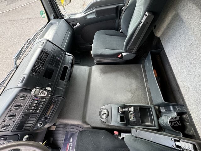 Trīspusējais pašizgāzējs kravas auto 4x4 MAN TGM 18.340 4x4 ALLRAD MEILLER 3-S Kipper