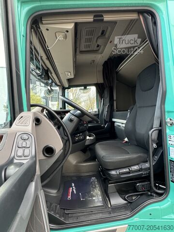 Tovornjak s kesonom in ponjavo, vlečno vozilo DAF XF480 Schiebeplane-Zug Bordwände Lenkach