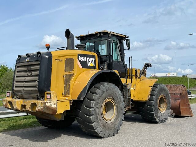 Loader Caterpillar 966M
