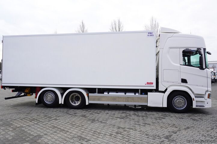 Kyld lastbil SCANIA R500 6x2 / Kiesling meat hook refrigerat