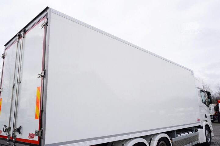 Kyld lastbil SCANIA R500 6x2 / Kiesling meat hook refrigerat