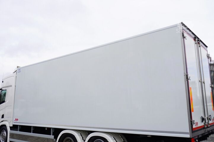 Kyld lastbil SCANIA R500 6x2 / Kiesling meat hook refrigerat