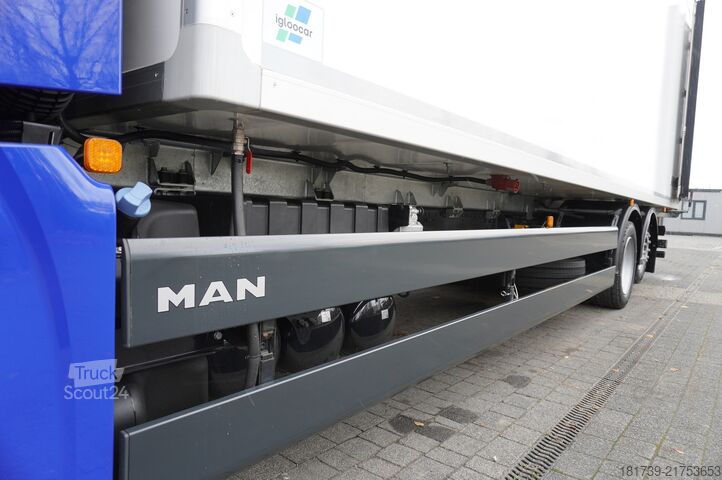 Hűtős MAN TGX 26.400 / IGLOOCAR 20 pallets