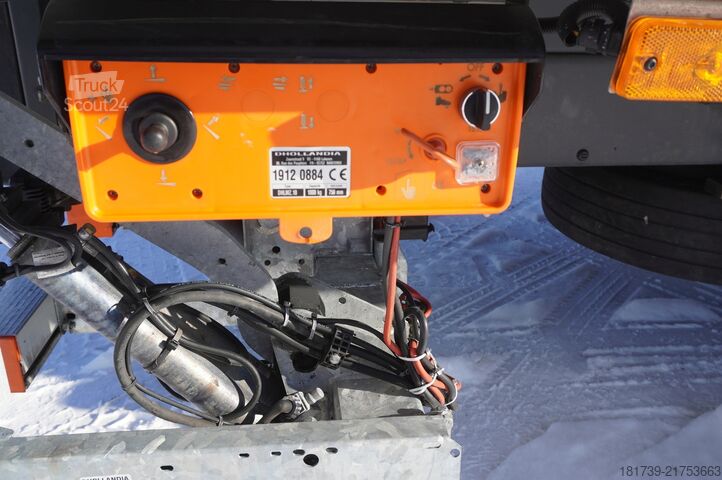 Chladicí jednotka s dvojí teplotou Renault D210 12T / Bitemperature Refrigerator