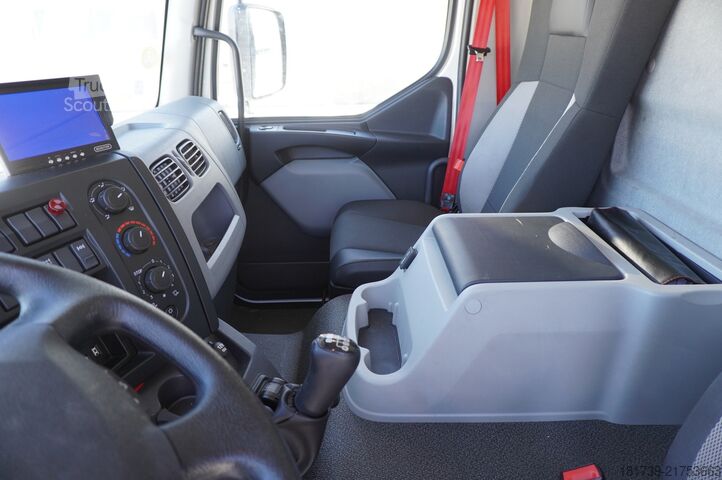 Chladicí jednotka s dvojí teplotou Renault D210 12T / Bitemperature Refrigerator