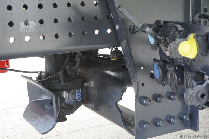 Frigorifik kamyon Mercedes-Benz Actros 2546 / Lecapitaine refrigerator