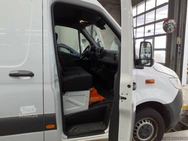 Hög tak skåpbil Mercedes-Benz Sprinter 315 Maxi,MBUX,Kamera,Tempomat