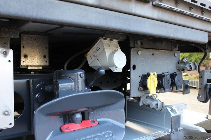 Refrigerated truck Mercedes-Benz Actros 1830 E6 TK T-1200R Multi Bi-Temp LBW AHK