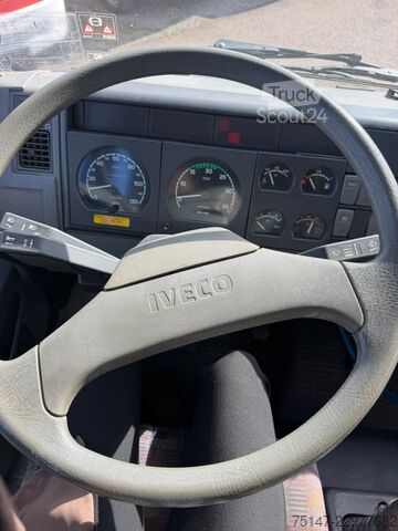 LKW mit Kofferaufbau IVECO FF135E24 4x4 Allrad THW GKW Seilwinde 9-Sitzer