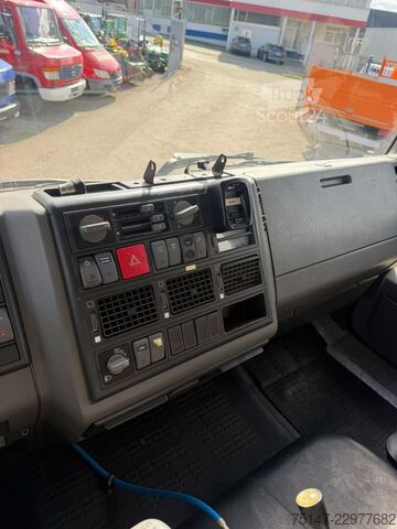 LKW mit Kofferaufbau IVECO FF135E24 4x4 Allrad THW GKW Seilwinde 9-Sitzer