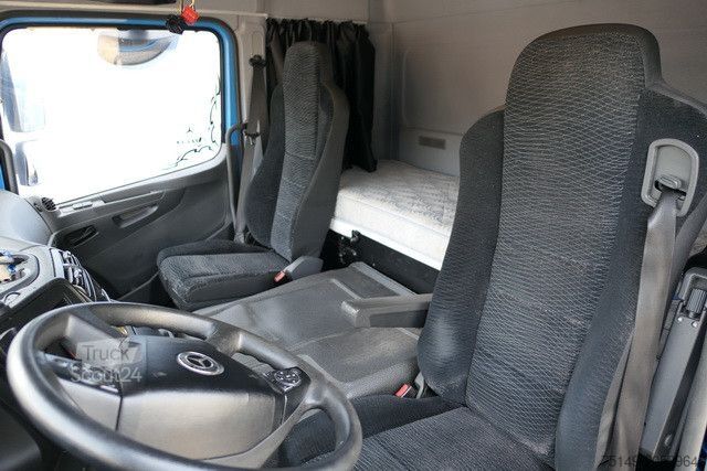 Transporter mit Pritsche & Plane MERCEDES-BENZ 823 Atego 4x2, Edscha, Schiebeplane, Standklima