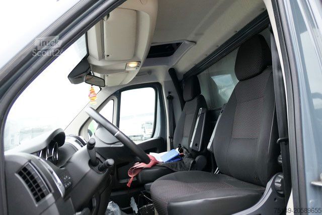 Furgon cu prelată laterală PEUGEOT Boxer 4x2, Schlafliege, Klima, 100tkm, 4,8mtr.