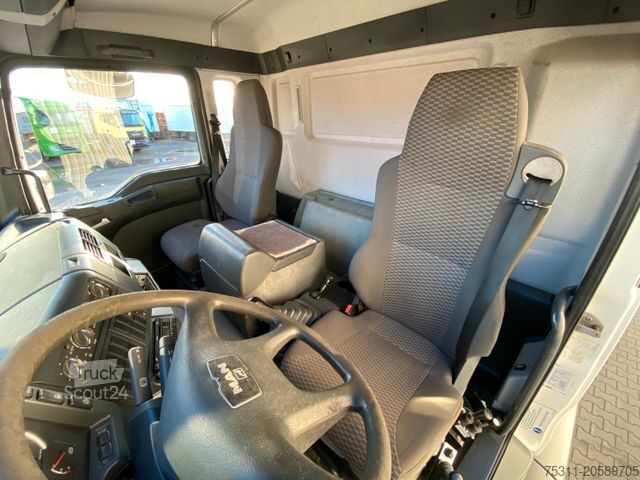 Camión portacontenedores de gancho MAN TGA 33.390 6x6 BB | Big Chassis*Steel*Manuell