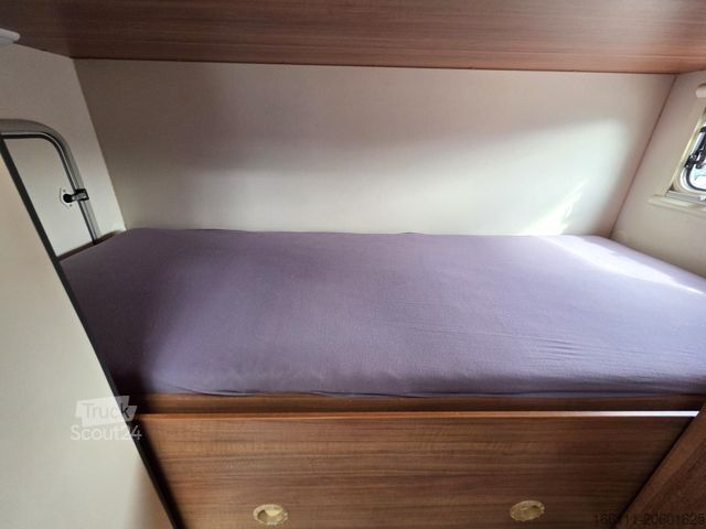 Alkovový obytný automobil EURAMOBIL Terrestra TA 640 VB - Solar - Etagenbetten -