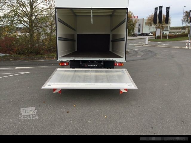 Furgon skrzyniowy FUSO Canter 7C18 Junge-Koffer mit LBW +Klimaautomatk