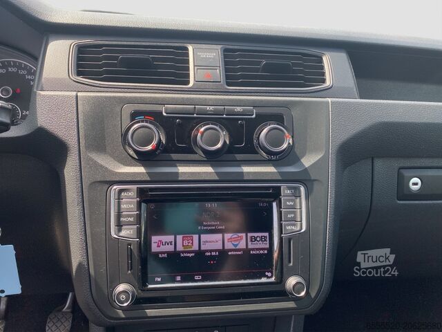 Furgão de painéis VW Caddy 4Motion 2.0 TDI Kasten NAVI KLIMA PDC BT