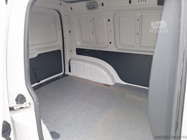 Bestelwagen VW Caddy 4Motion 2.0 TDI Kasten NAVI PDC KLIMA BT