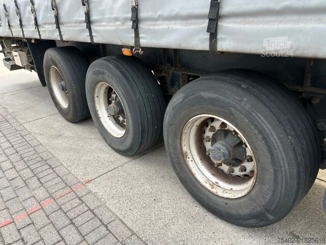 Presenninger, der kan skubbes Groenewegen DRO-14-27 DRO-14-27 / Tautliner / 1x Lift Axle ...