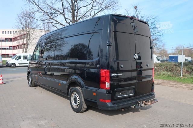 Hög tak skåpbil VOLKSWAGEN Nr.135/Crafter 35 lang Hochdach 6 Sitze