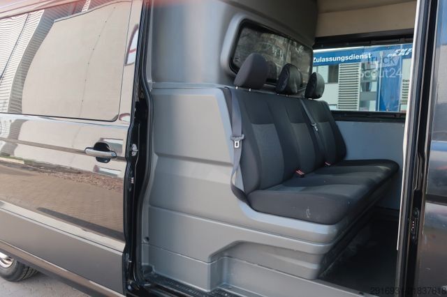 Hög tak skåpbil VOLKSWAGEN Nr.135/Crafter 35 lang Hochdach 6 Sitze