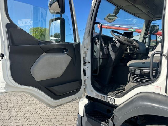Kjølelastebil VOLVO FE 250 / Carrier 1250 MT / 3 x Kammern / LBW