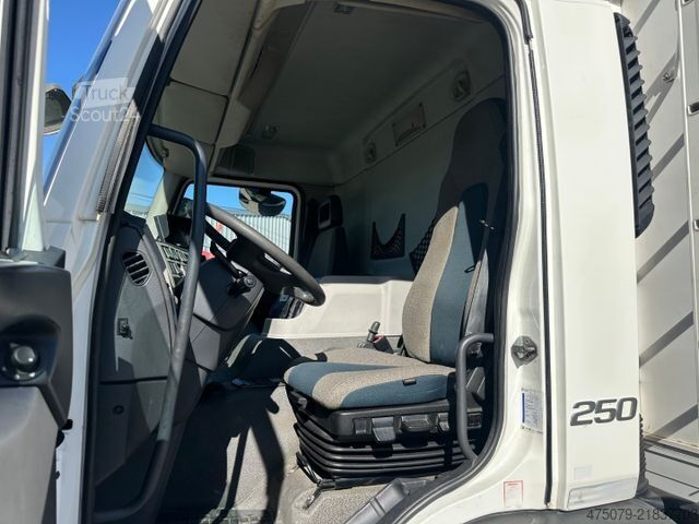 Kjølelastebil VOLVO FE 250 / Carrier 1250 MT / 3 x Kammern / LBW