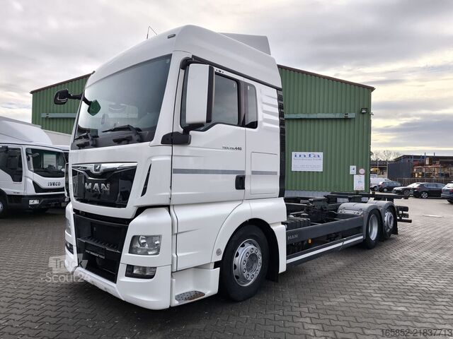 Podvozok – kabína MAN TGX 26.440 6x2 Euro 6 BDF AHK Retarder (49)