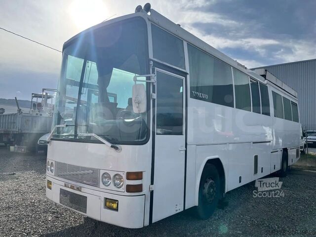 Carro de turismo Volvo B10M