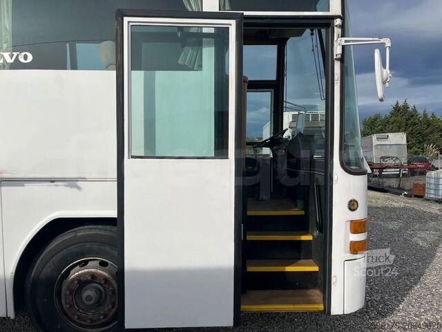 Reisebus Volvo B10M