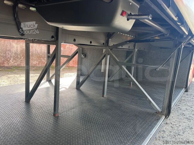 Tur aracı Irizar Scania