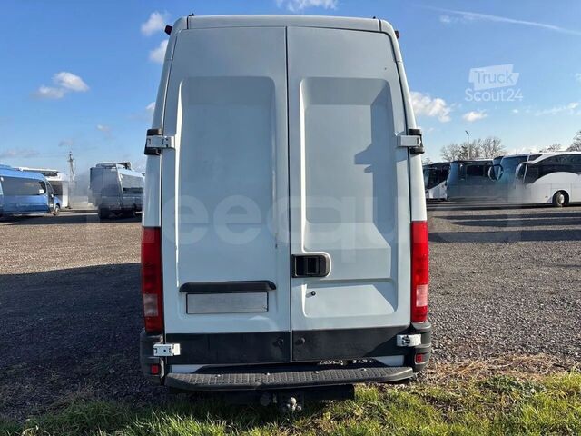 Personenbeförderung IVECO A50C17