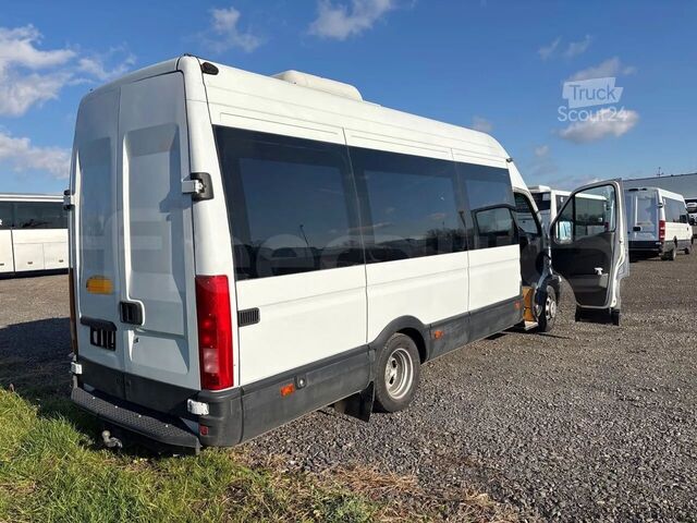 Personenbeförderung IVECO A50C17
