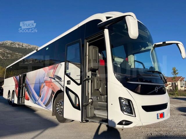 Carro de turismo Volvo 9700