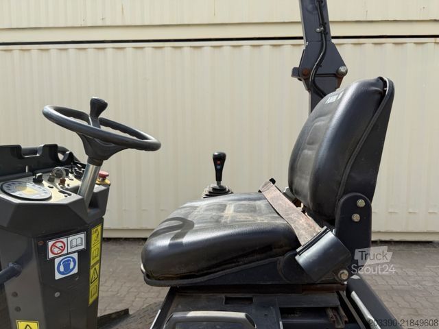 Jednovalcový valec AMMANN ARX26 / 2019 BJ / 553 H