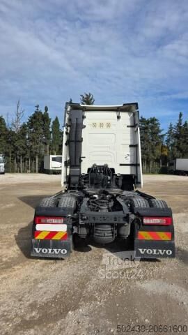 Tractora standard Volvo FH 500