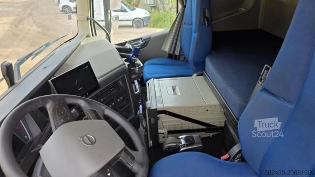 Tractora standard Volvo FH 500