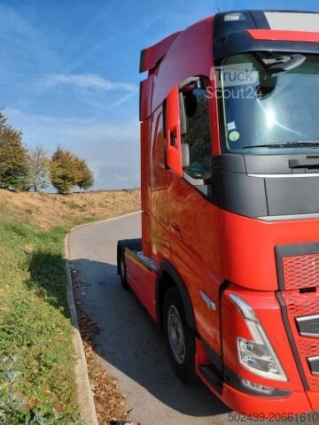 Tractora standard Volvo FH 500