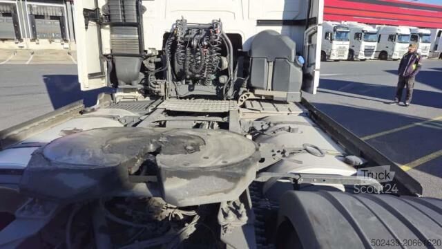 Tractora standard Volvo FH 500