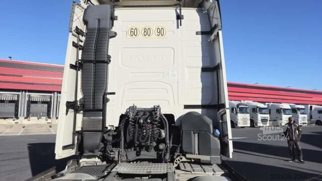 Tractora standard Volvo FH 500