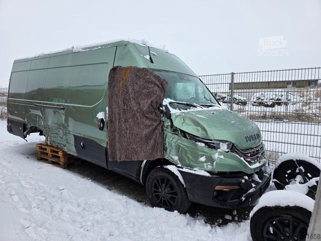 Aukštas mikroautobusas IVECO 35S18 Kastenwagen Maxi hoch&lang, Unfall