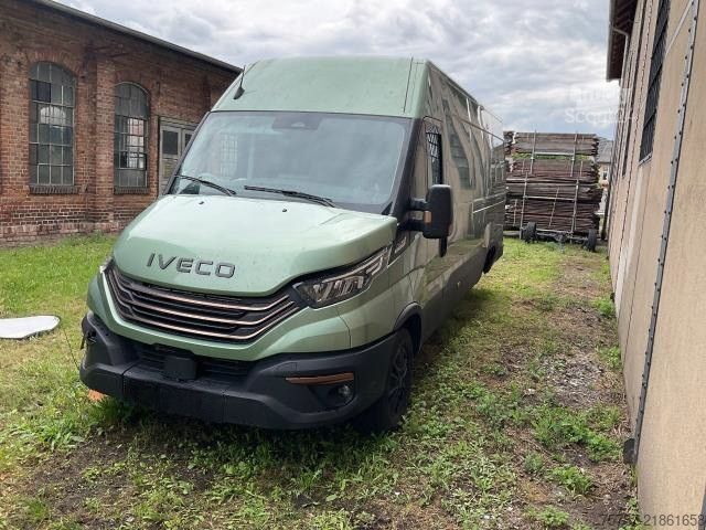 Aukštas mikroautobusas IVECO 35S18 Kastenwagen Maxi hoch&lang, Unfall
