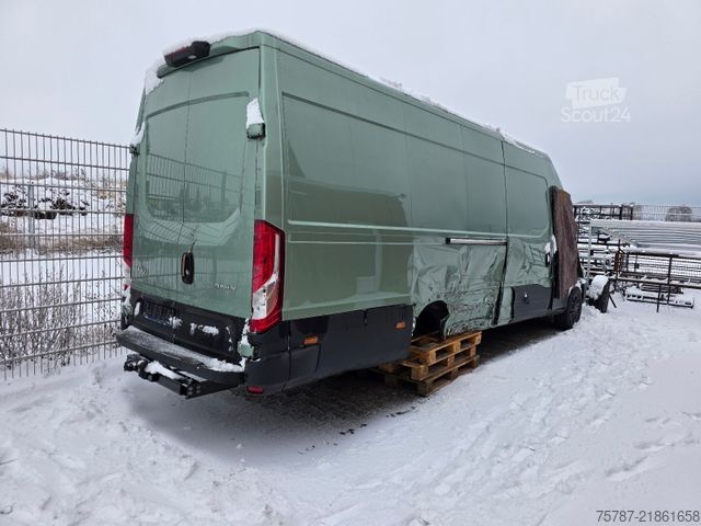 Aukštas mikroautobusas IVECO 35S18 Kastenwagen Maxi hoch&lang, Unfall