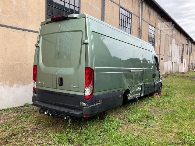 Aukštas mikroautobusas IVECO 35S18 Kastenwagen Maxi hoch&lang, Unfall