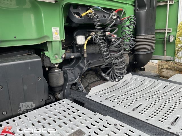 Štandardný ťahač DAF XF 530 6x4 SSC*70to*2xTank*Standklima*Leder*