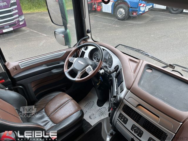 Tractora standard DAF XF 530 6x4 SSC*70to*2xTank*Standklima*Leder*