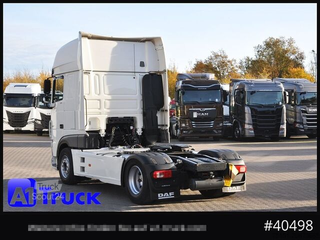 Vakio vetoauto DAF XF 530 FT SSC, Intarder