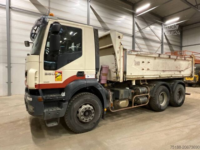 Kipper Iveco Trakker 360